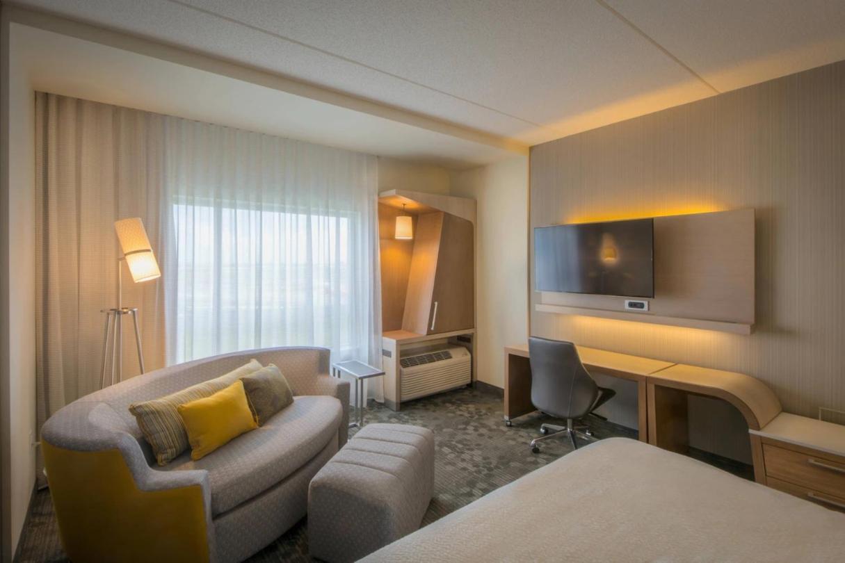 Courtyard By Marriott Winnipeg Airport Rum bild
