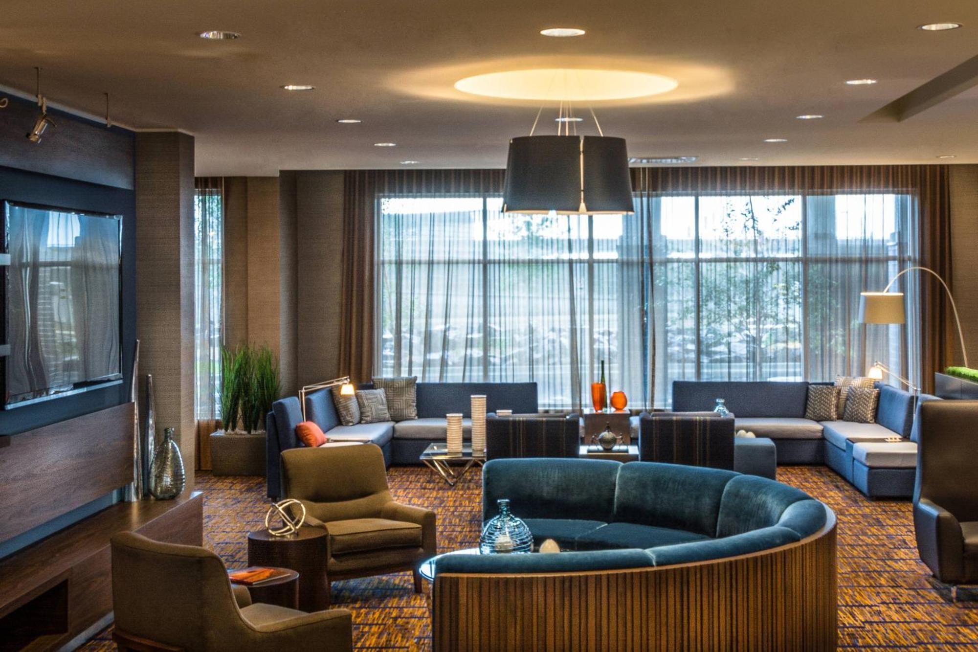 Courtyard By Marriott Winnipeg Airport Exteriör bild