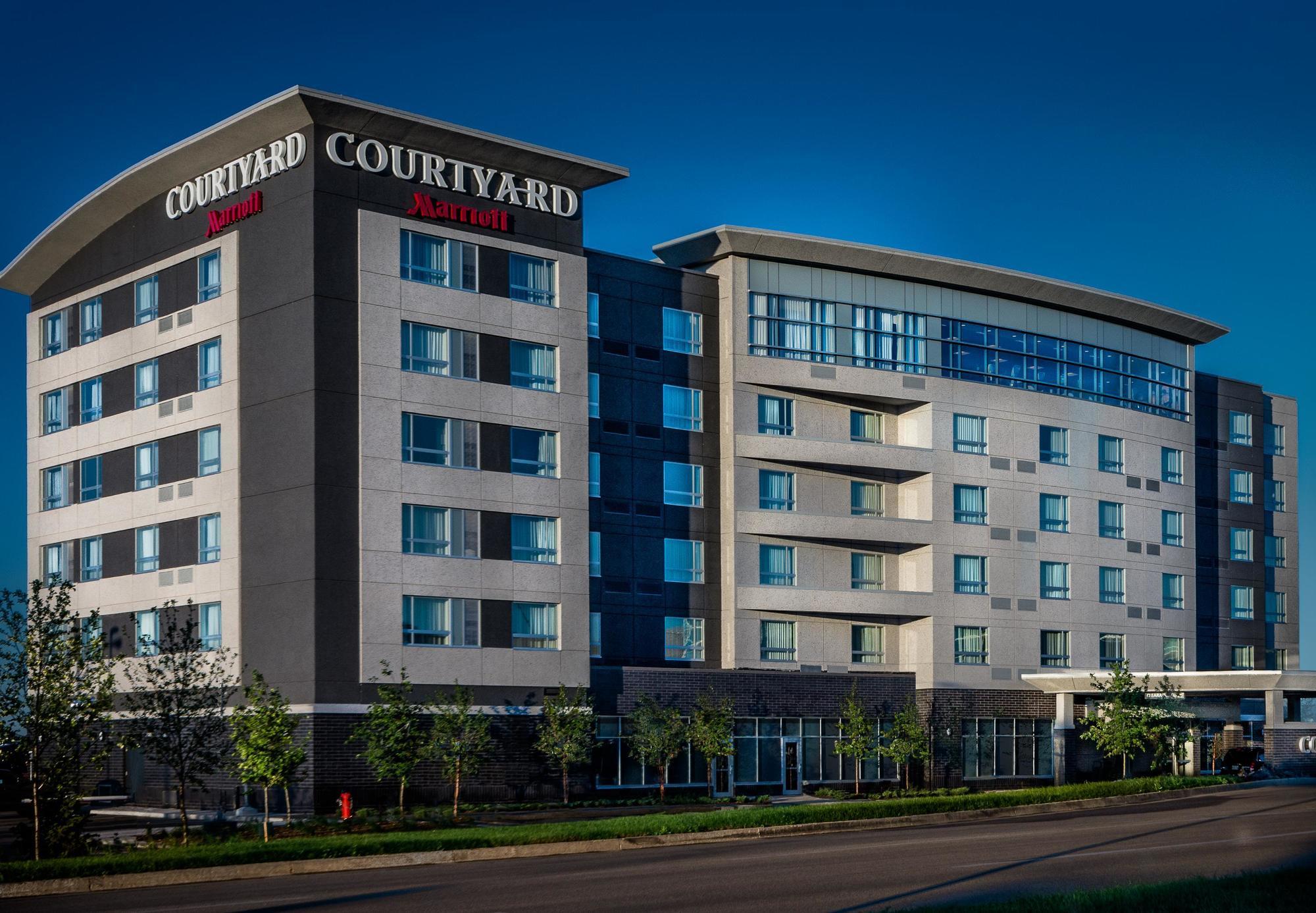 Courtyard By Marriott Winnipeg Airport Exteriör bild