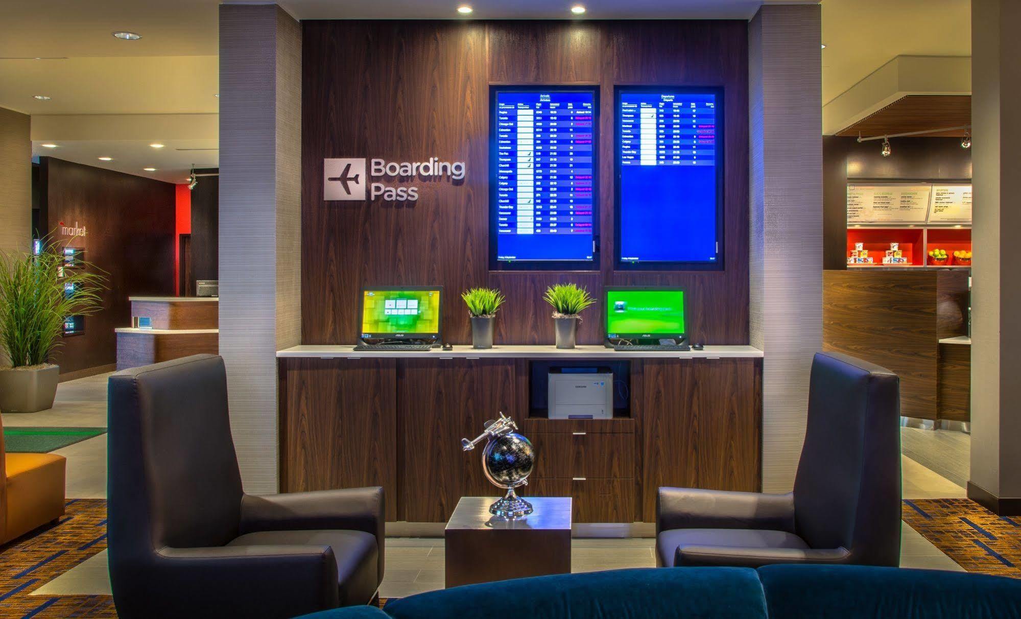 Courtyard By Marriott Winnipeg Airport Exteriör bild